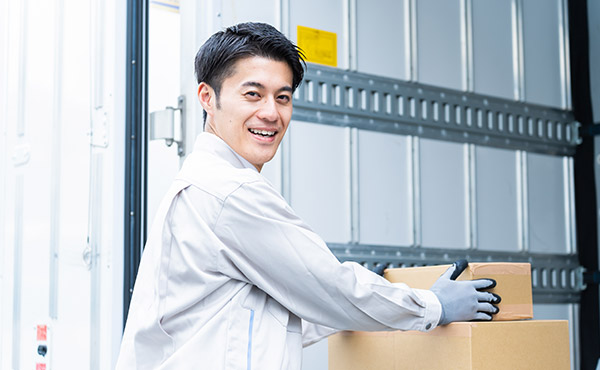 株式会社A製作所